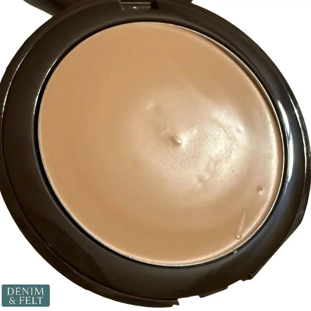 NEW tarte Amazonian‎ Clay Smoothing Balm Light Medium Pressed Powder Compact